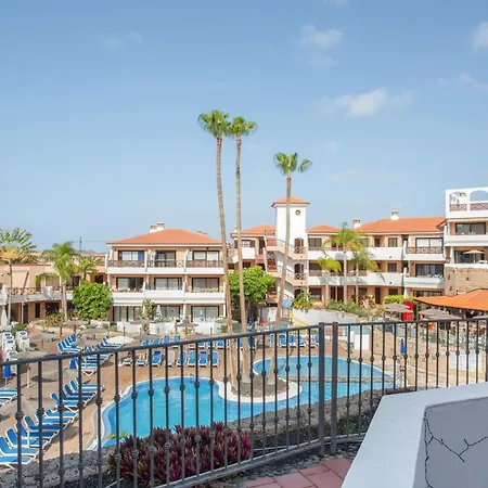 With Pool And Gardens * San Miguel de Abona