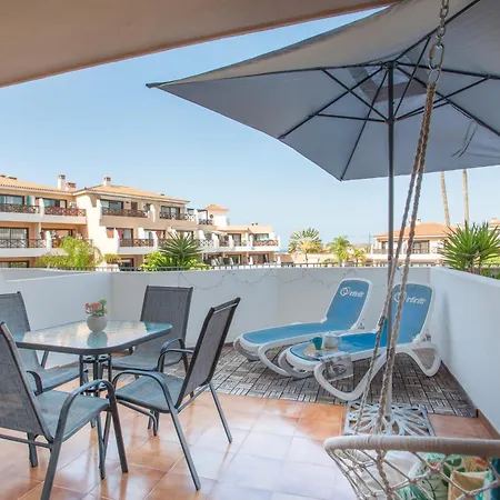 Appartamento With Pool And Gardens